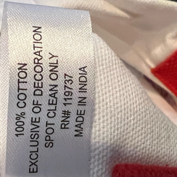 NWT-Twig &Twine Large Canvas white with Red Cardinals tote ❄️ - Picture 8 of 9